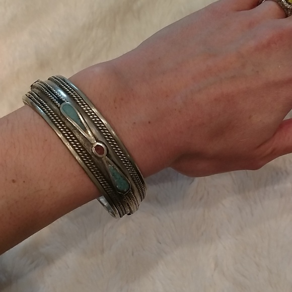 Vintage Turquoise & Coral Sterling Silver Bracelet - Picture 4 of 6